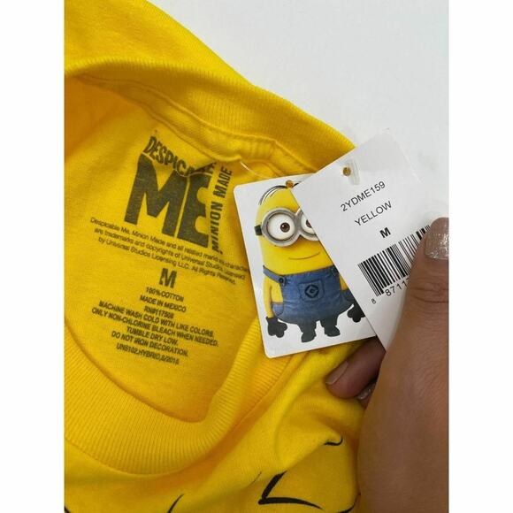 Despicable Me Minion Made Adult Yellow Short Sleeve T-shirt Top NEW Medium - Picture 5 of 6
